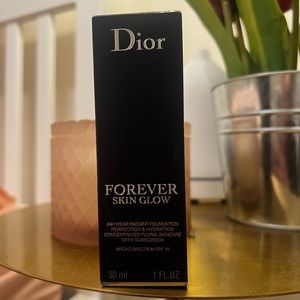 Dior Forever Skin Glow